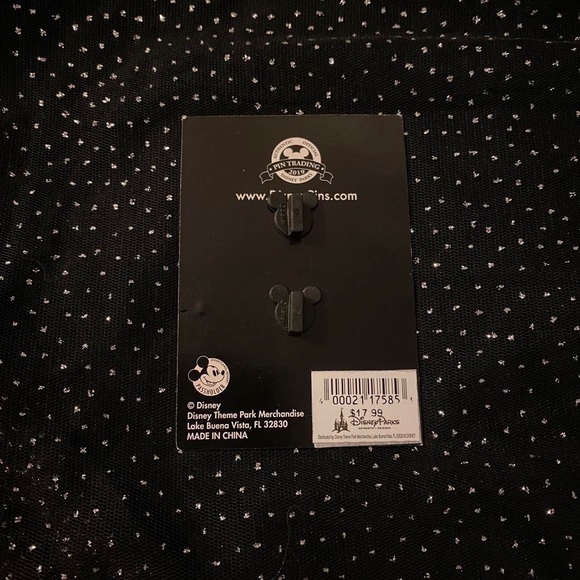 Disney Passholder 2019 Pirate Donald Duck Train Car with quote pin - Picture 2 of 3